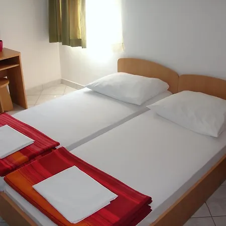 Amfora 호스텔 파자나