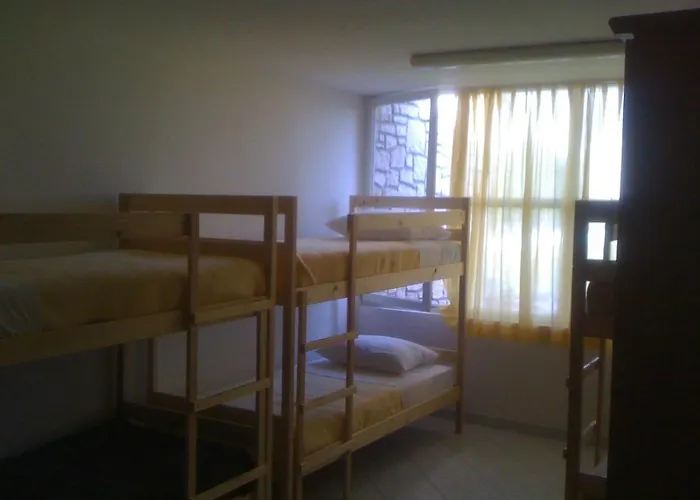 호스텔 Amfora 파자나