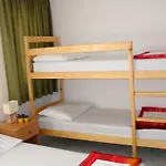 Amfora Hostel *