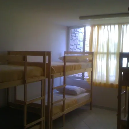 Hostel Amfora