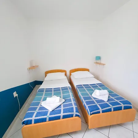 Hostel Amfora *