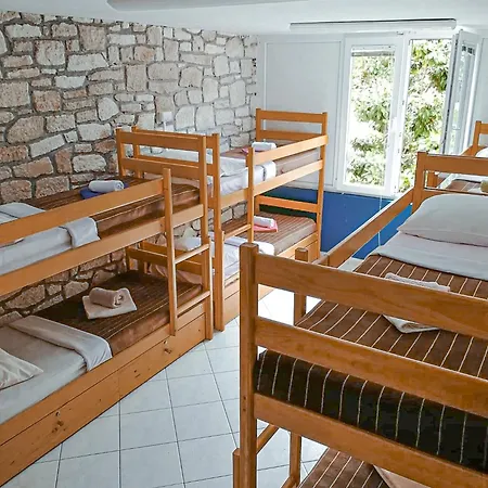 Hostel Amfora