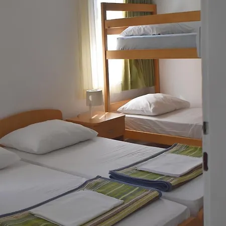 Hostel Amfora