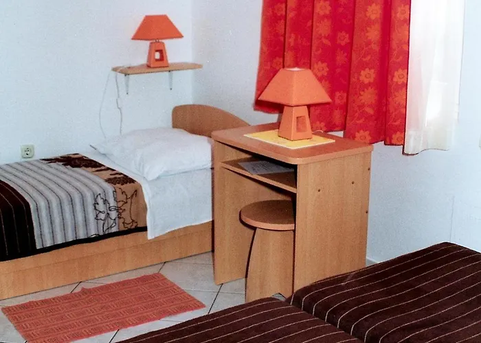 호스텔 Amfora 파자나