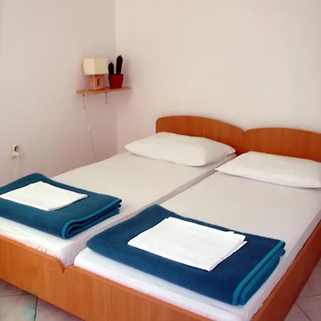 Hostel Amfora *